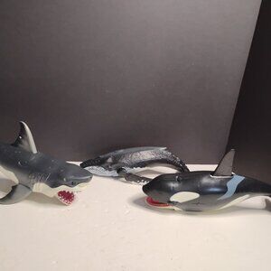 Animal Planet Mega Shark and Orca Encounter Toys & Humpback Whale